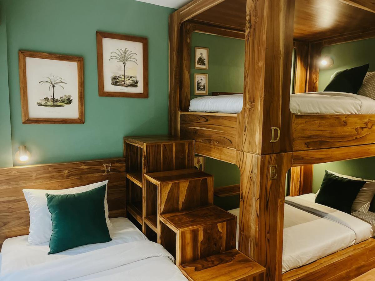 Porter Hotel - Surf & Yoga Retreat Kuta  Bilik gambar